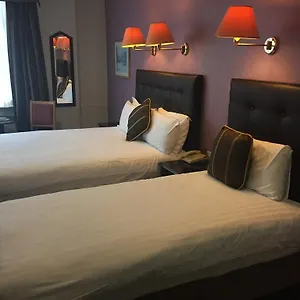 Hotel Parliament