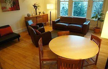 Grafton Street Apartments 더블린