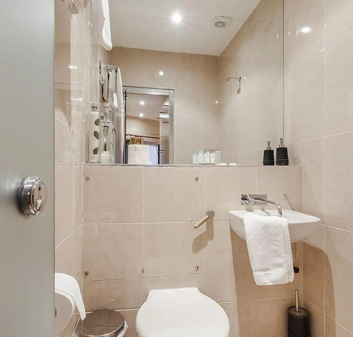 Grafton Street Apartments 더블린 호텔